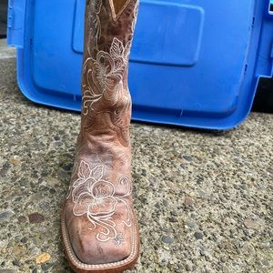 Shyanne Cowgirl Boots